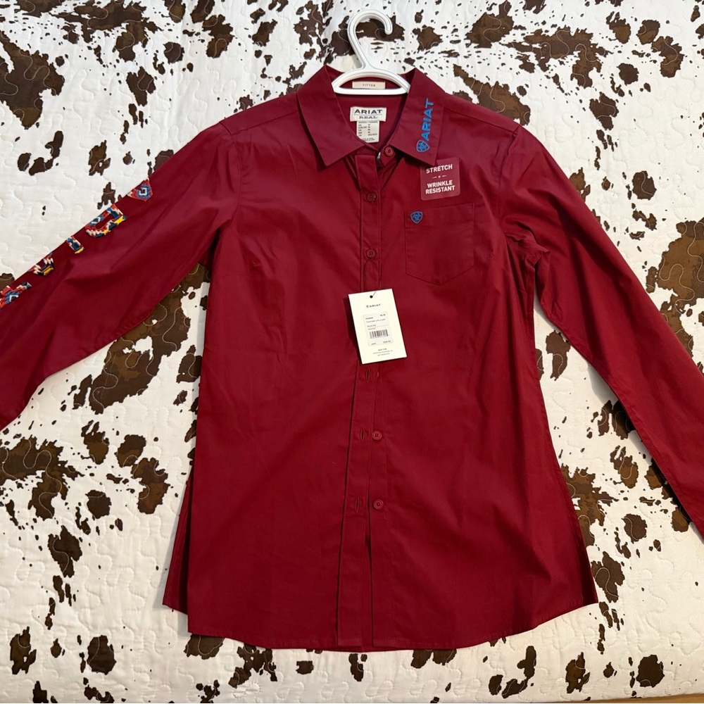 Ariat women Burgundy Button Down Shirt
